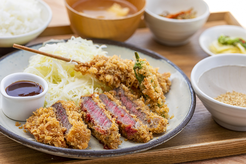 飛騨牛かつ定食