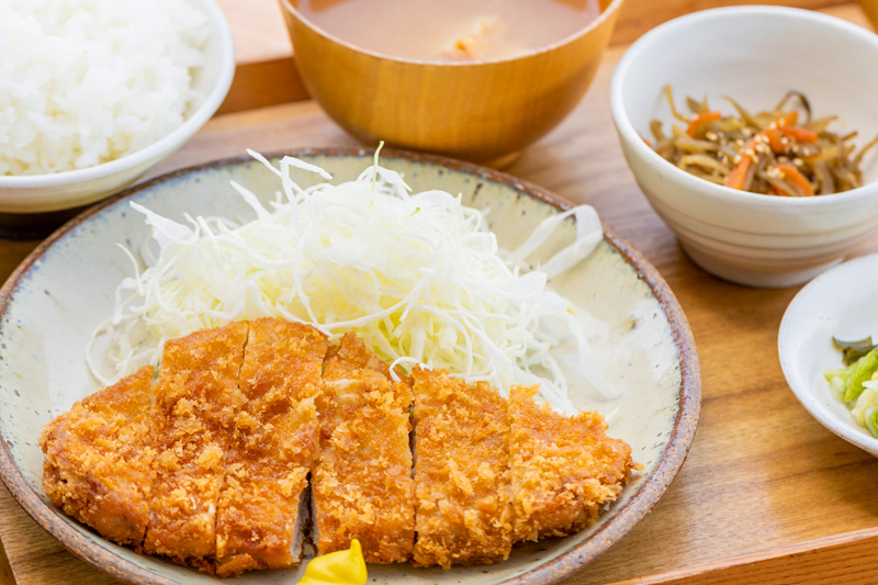とんかつ定食